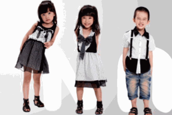 大耳朵图图童装